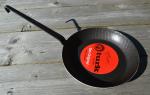 Turk Eisenpfanne mit Hakenstiel 28cm hoher Rand
